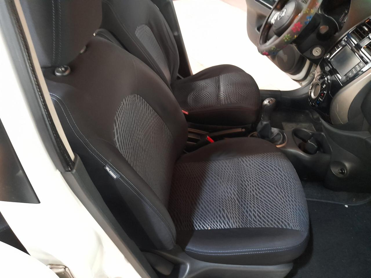 Nissan Micra 1.2 12V 5 porte Tekna