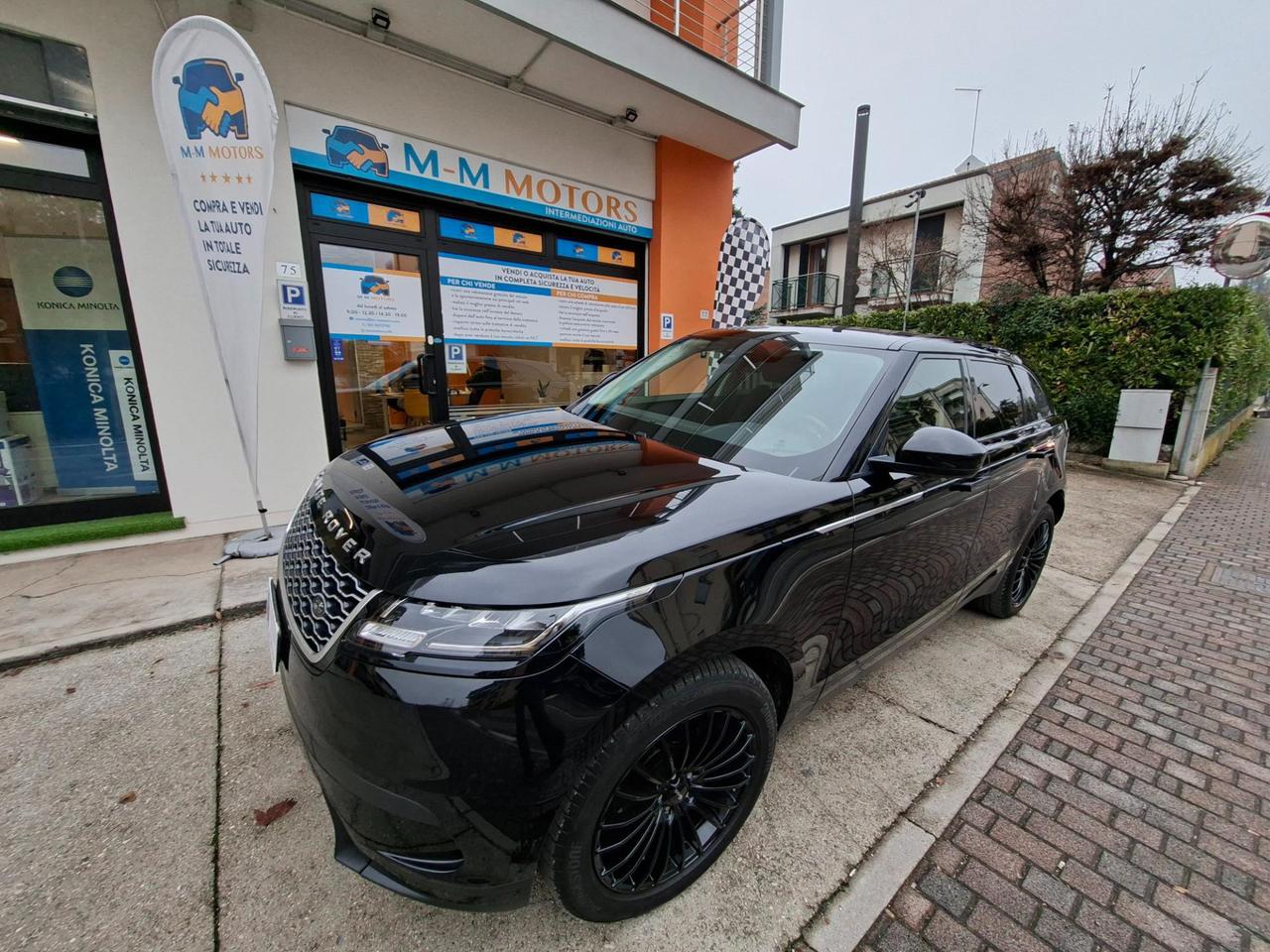 Land Rover Range Rover Velar 2.0d i4 SE 180cv 24 mesi garanzia