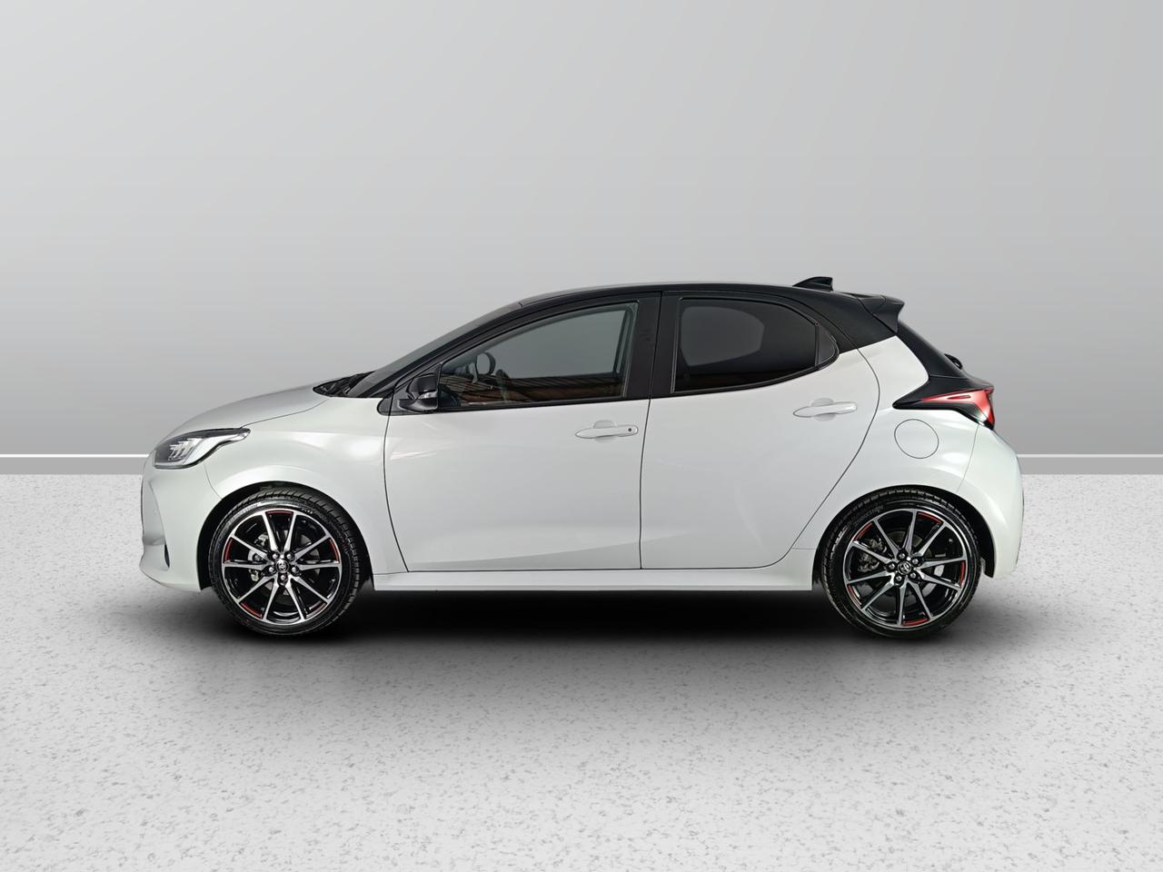 TOYOTA Yaris IV 2020 - Yaris 1.5h 130 GR Sport