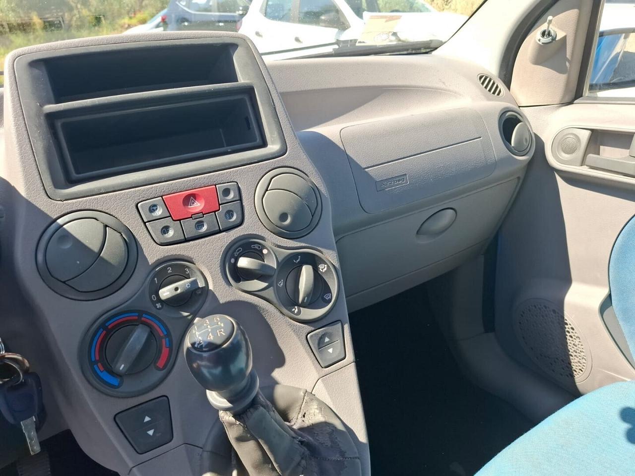 FIAT PANDA 1.2 BENZINA SINISTRATA MARCIANTE