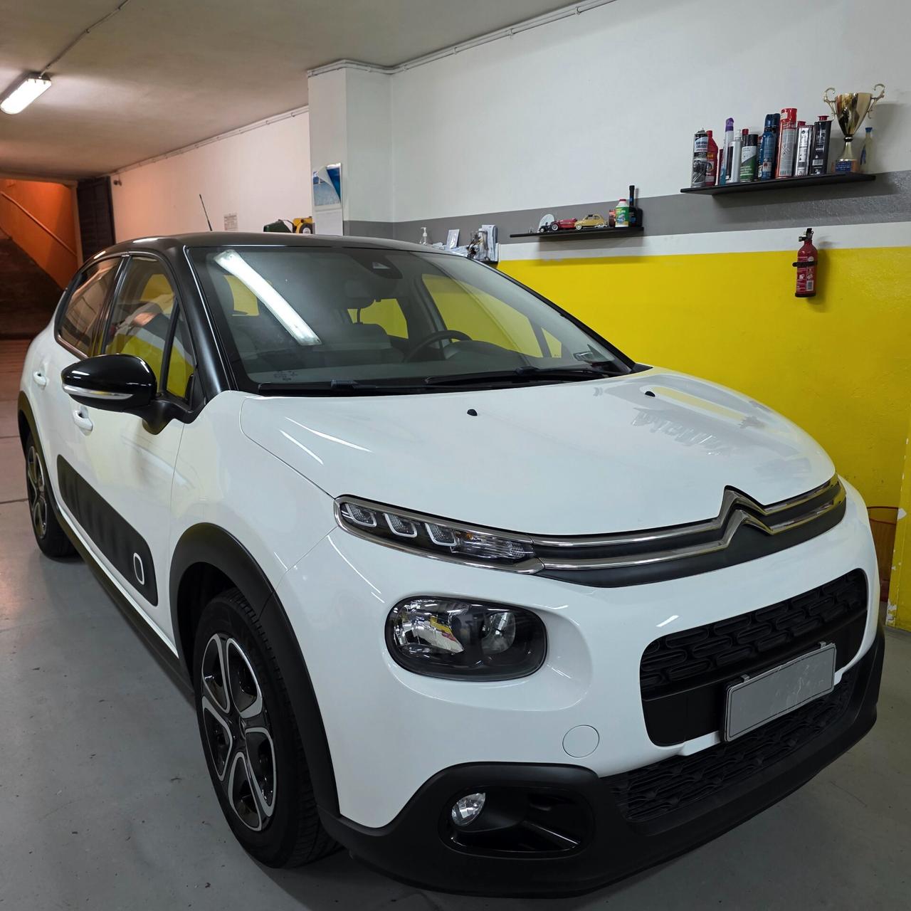 Citroen C3 PureTech 82 Shine AZIENDALE PERFETTA