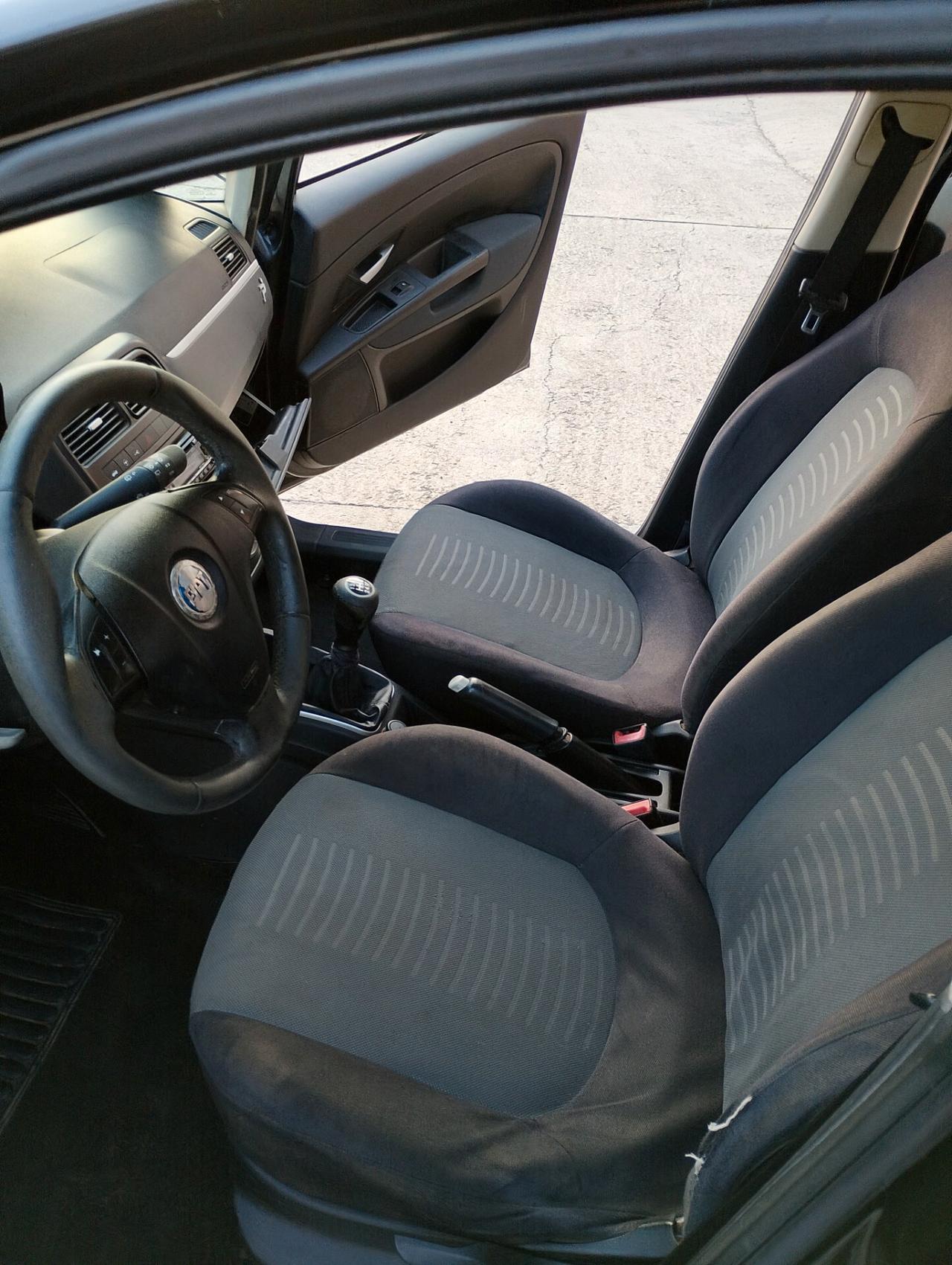 Fiat Grande Punto 1.3 MJT 75 CV 5 porte Dynamic