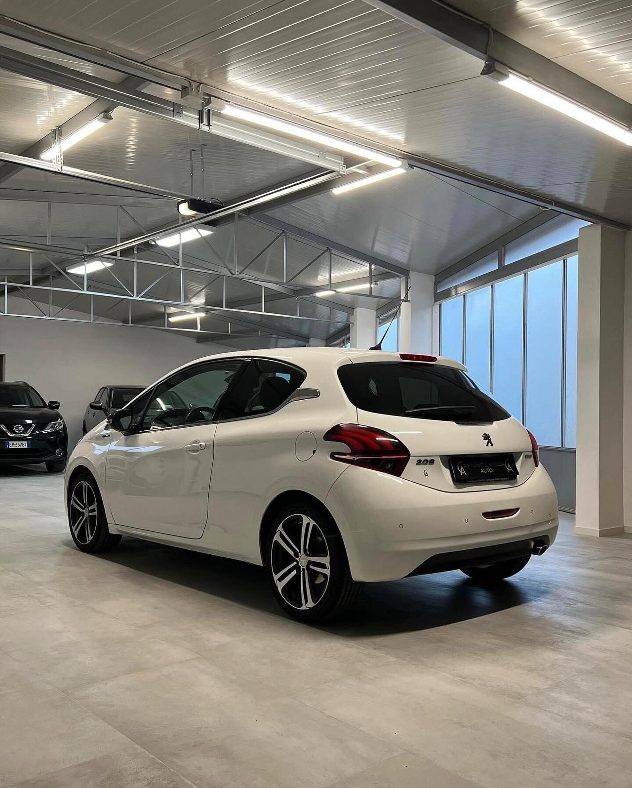 Peugeot 208 BlueHDi 100 3 porte GT Line