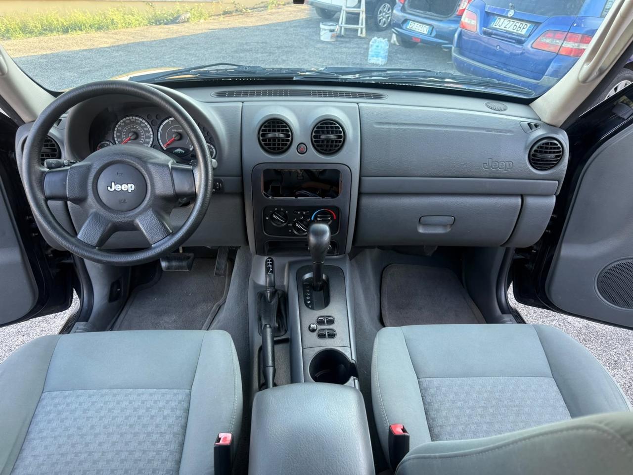 Jeep Cherokee 2.8 CRD Sport