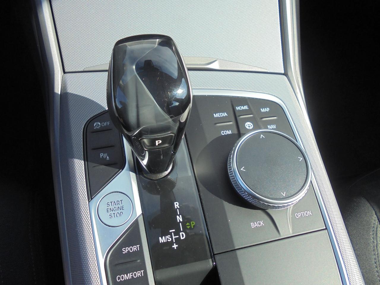 Bmw 320 320d 48V Business Advantage