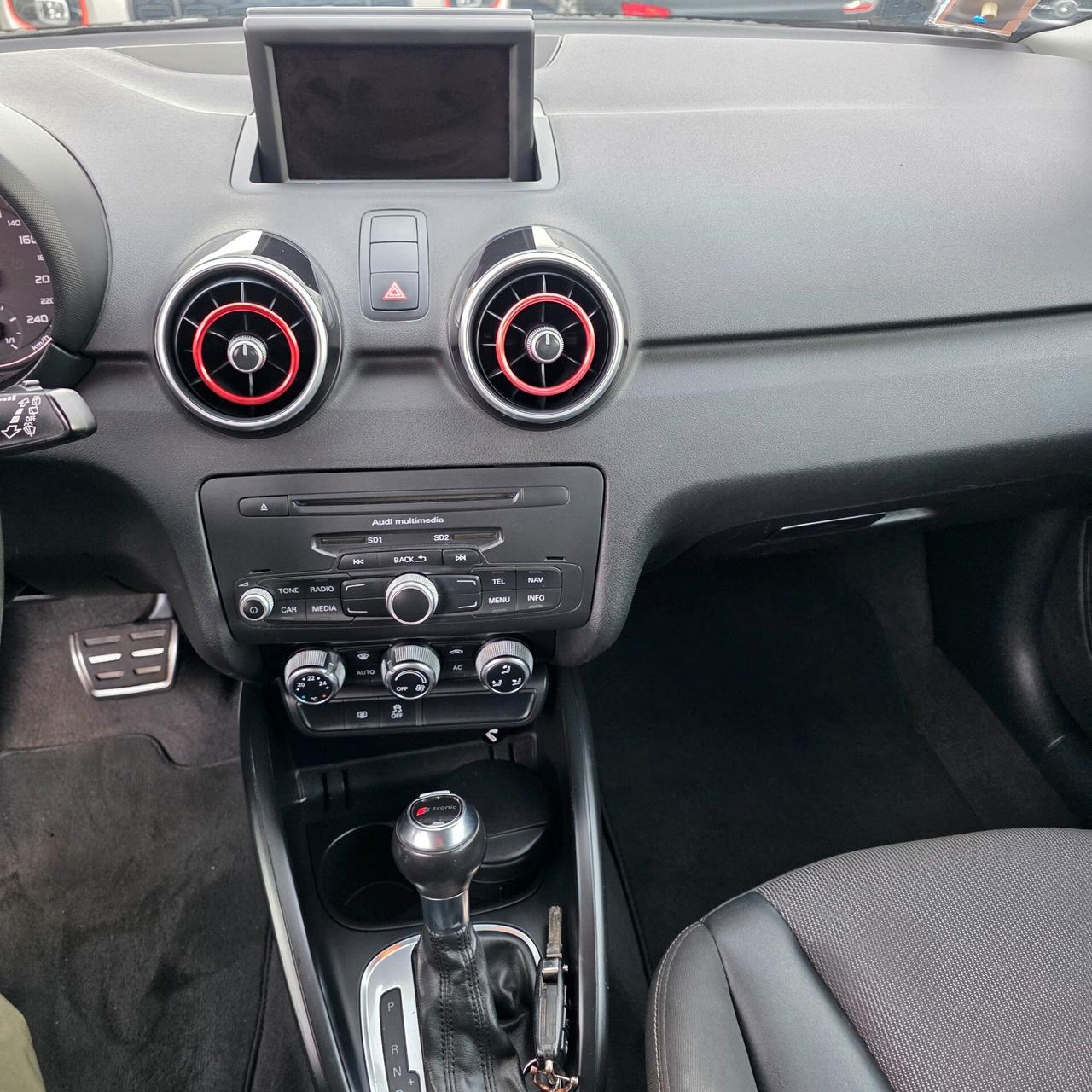 Audi A1 SPB 1.6 TDI S tronic Attraction NEOPATENTATI OK