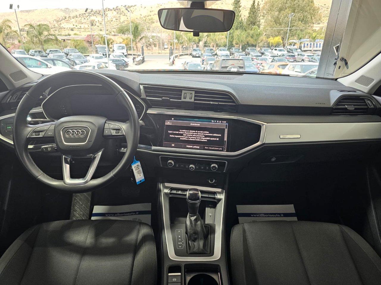 Audi Q3 Sportback 35 2.0 tdi S line edition s-tronic