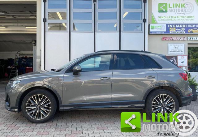 AUDI Q3 S-tronic S-line plug-in Hybrid Identity Black