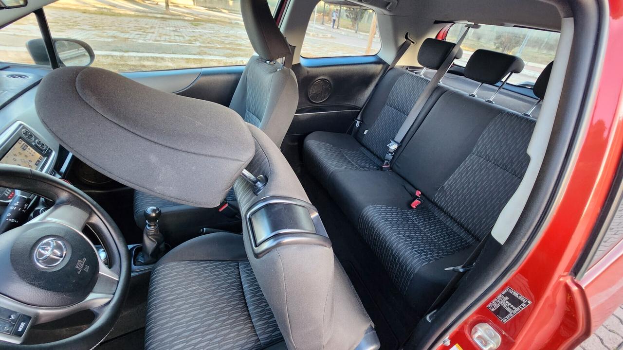 Toyota Yaris 1.4 D-4D 3 porte Lounge