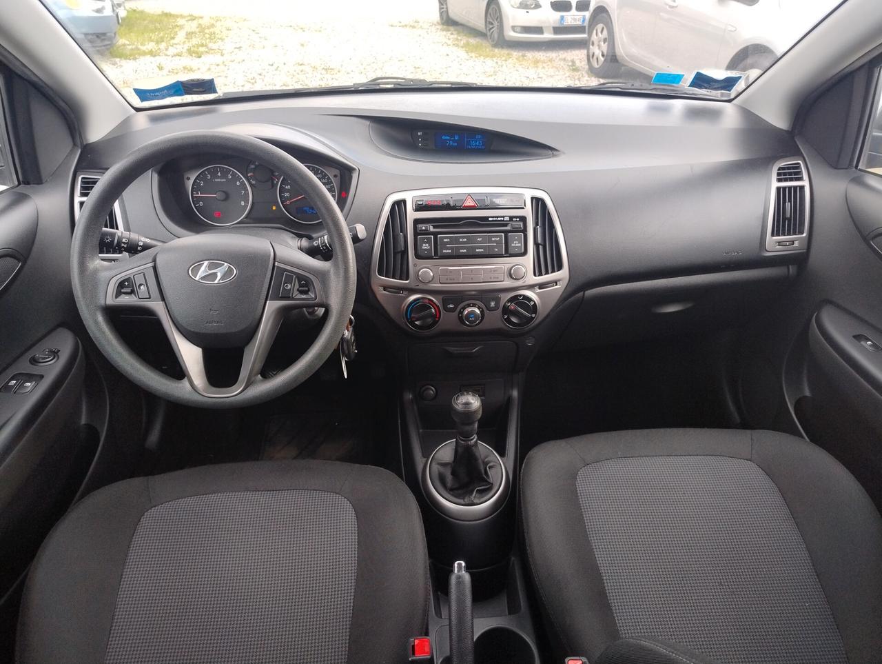 Hyundai i20 1.2 5p. Econext Sound Edition