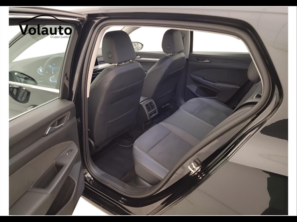 VOLKSWAGEN Golf VIII 2024 - Golf 2.0 tdi Style 150cv dsg