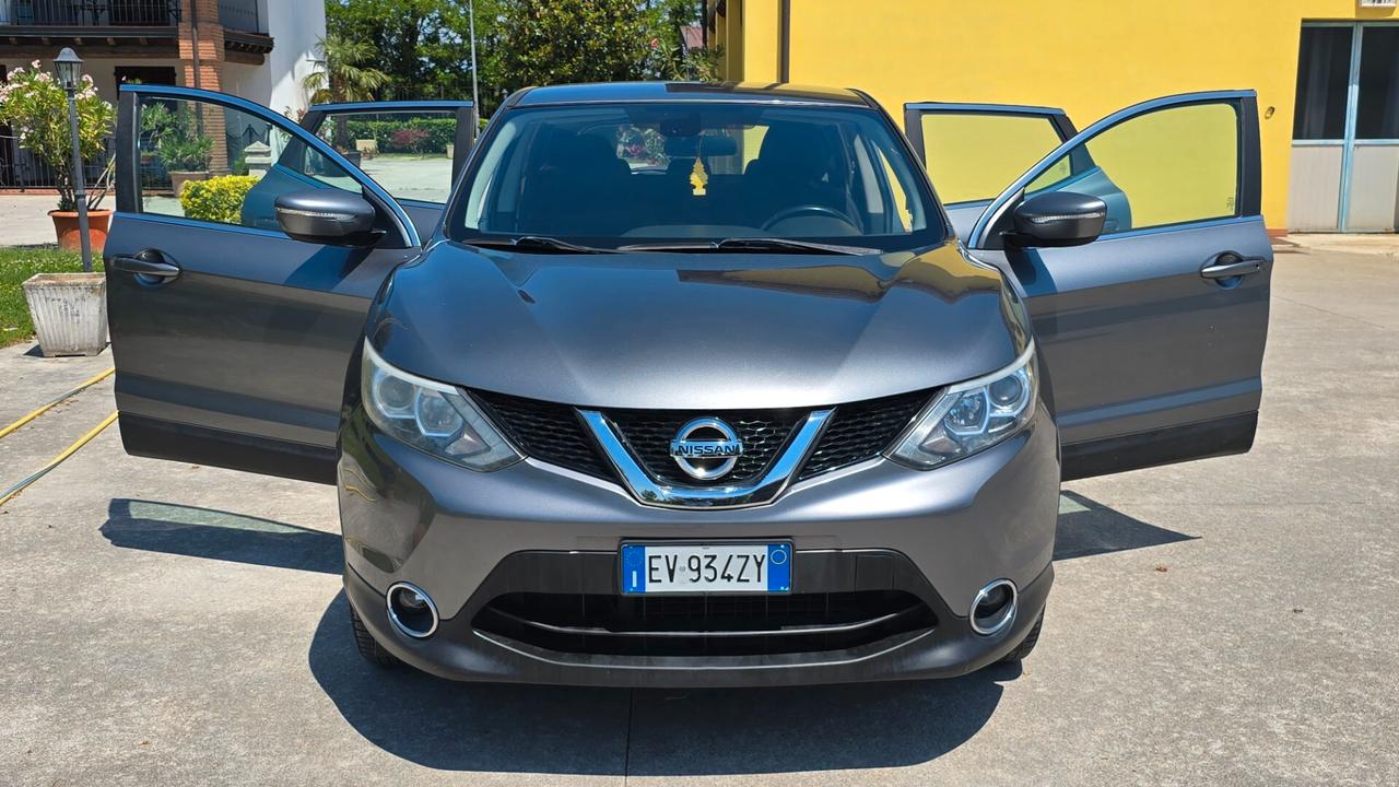 Nissan Qashqai 1.5 dCi DPF Tekna