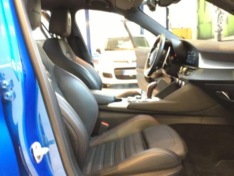 Alfa Romeo Giulia Giulia 2.2 Turbodiesel 210 CV AT8 AWD Q4 Competizione MY23