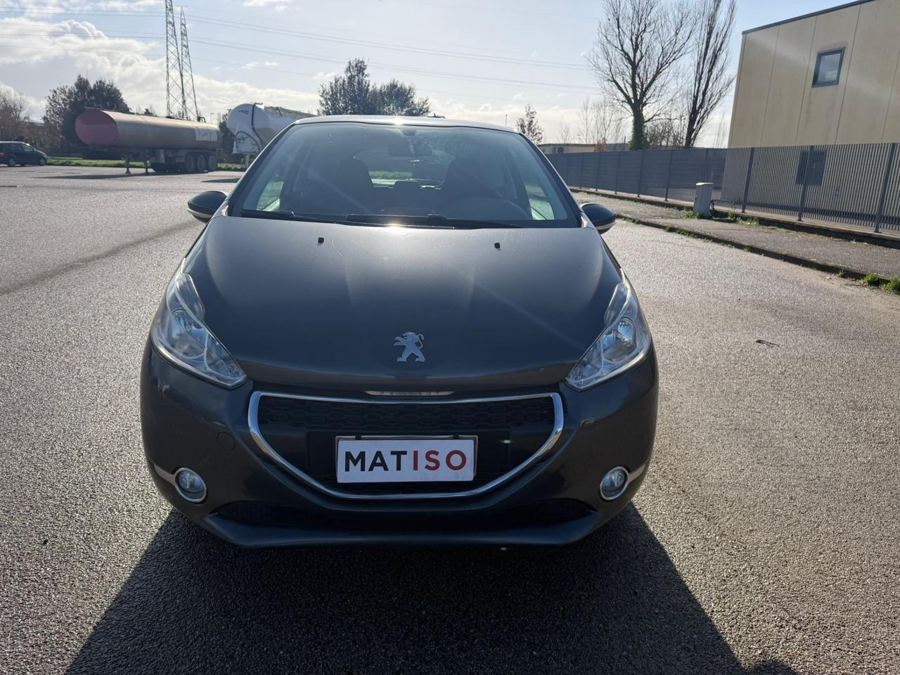 Peugeot 208 1.2 benzina. 12 mesi di garanzia