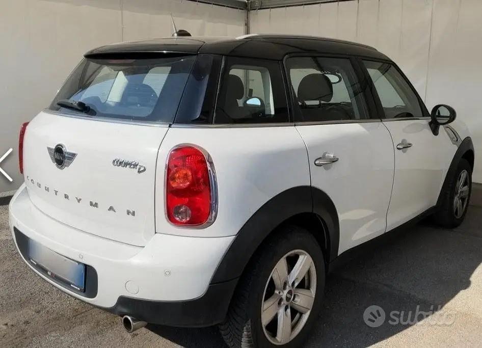 MINI COUNTRYMAN D