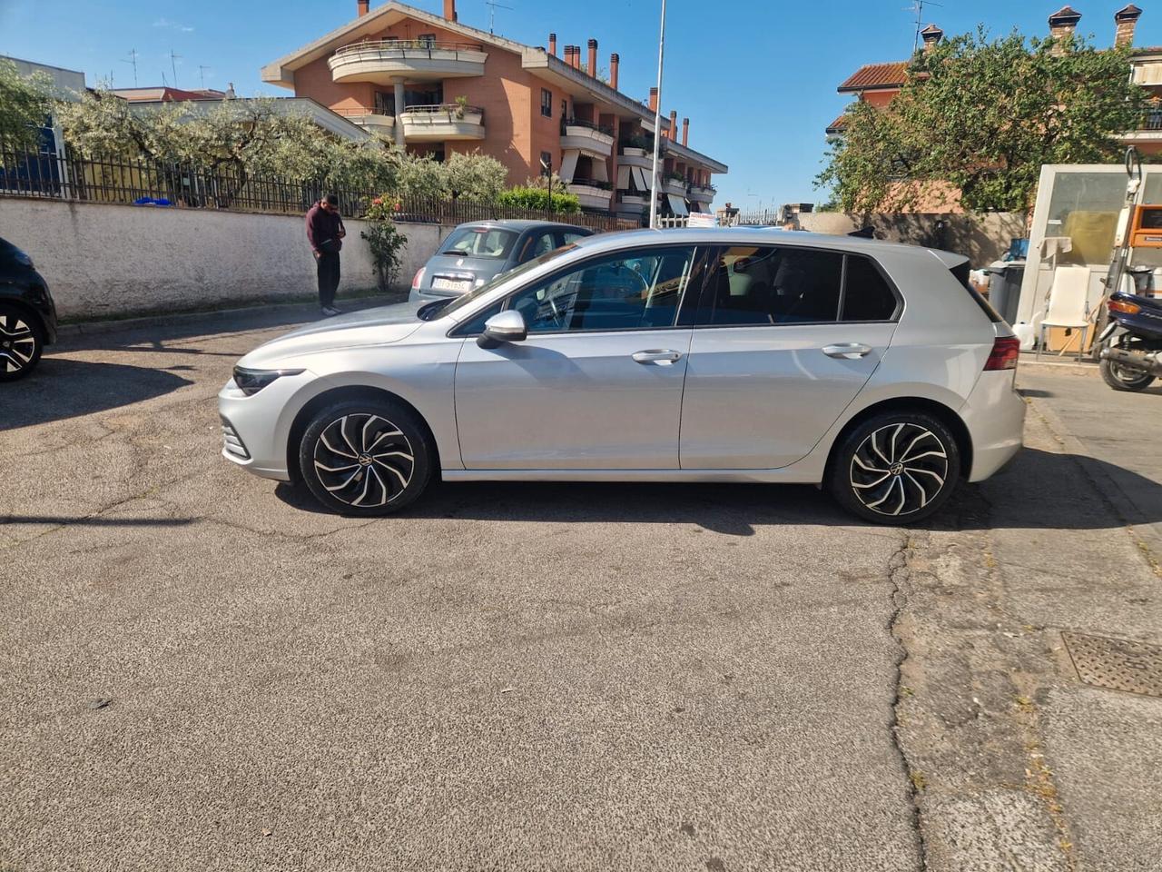 Volkswagen Golf 2.0 TDI 150 CV DSG SCR R-Line