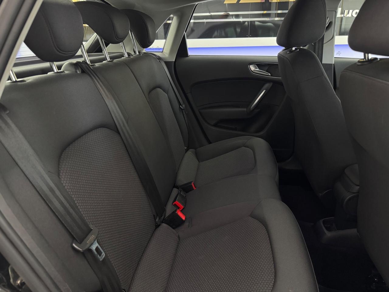 Audi A1 SPB 1.6 TDI 116 CV Admired