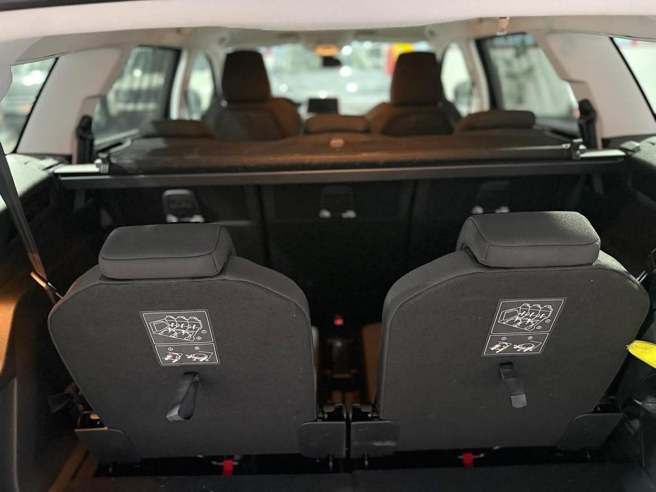 Peugeot 5008 Allure 1.5 BlueHDI 130cv 2021 7Posti