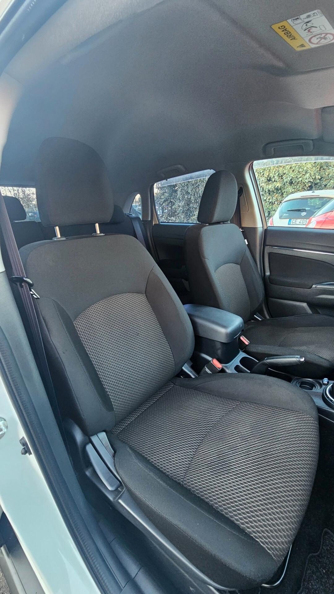 Mitsubishi ASX 1.6 2WD Invite