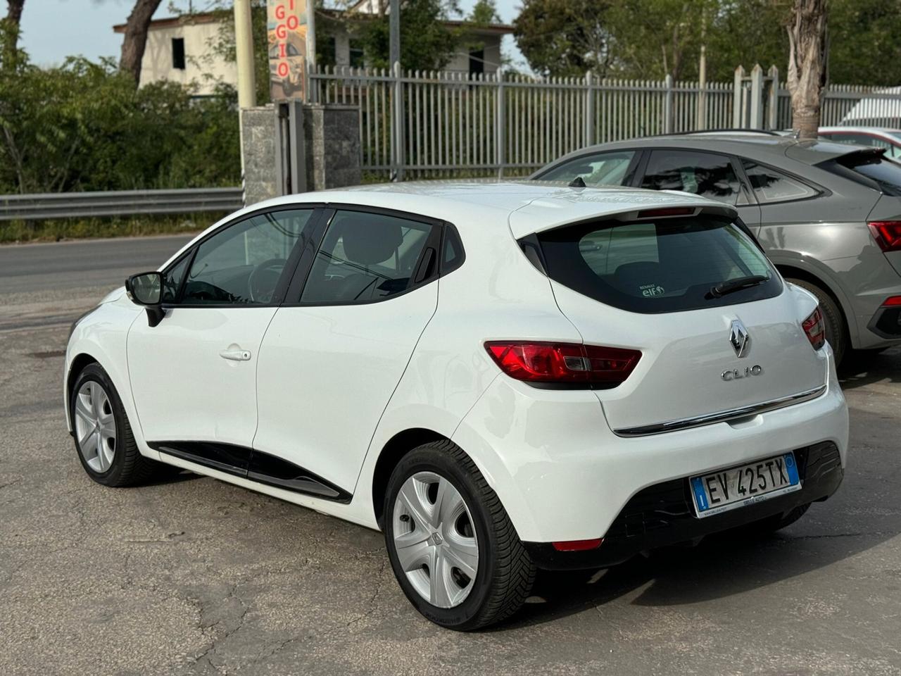 Renault Clio 1.2 75CV 5 porte Live