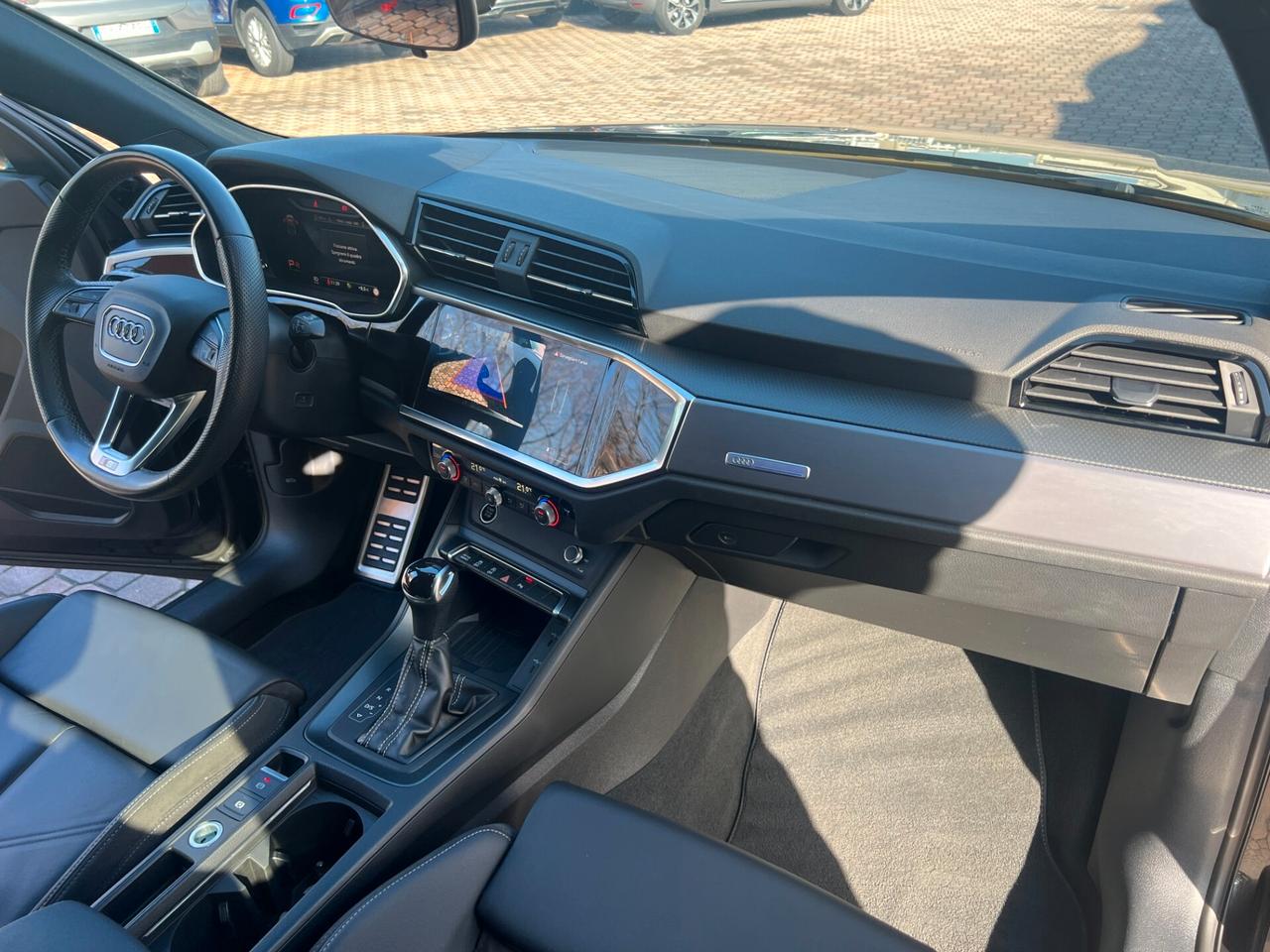 Audi Q3 35 TDI S tronic line edition