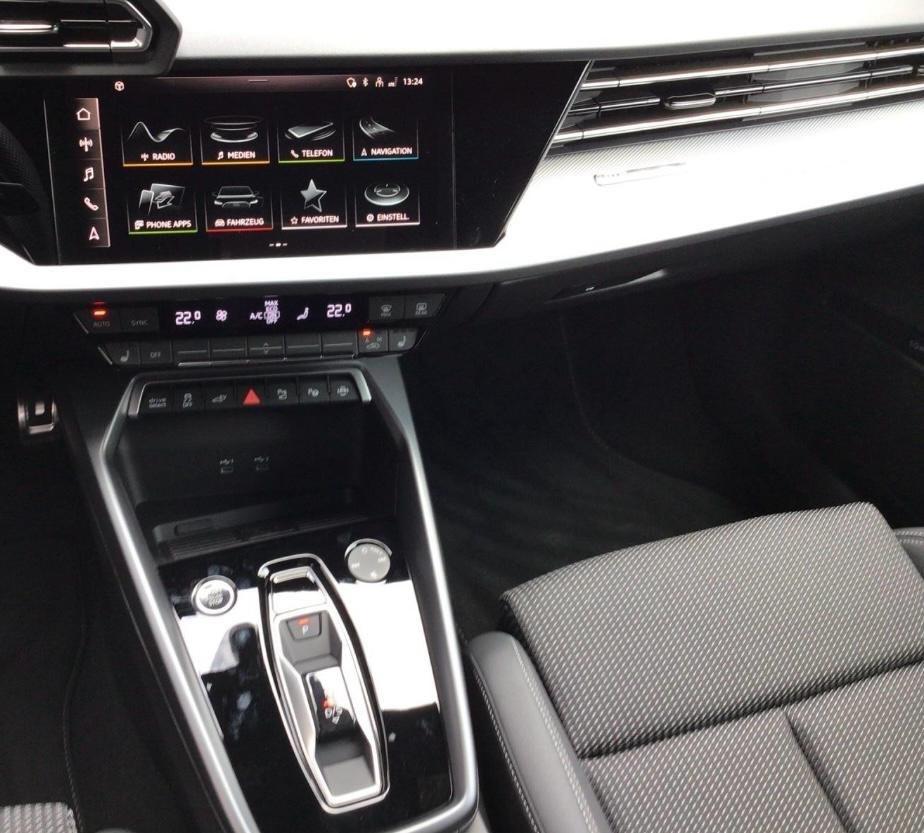 Audi A3 45 S tronic S line-Rata da 333€ al mese