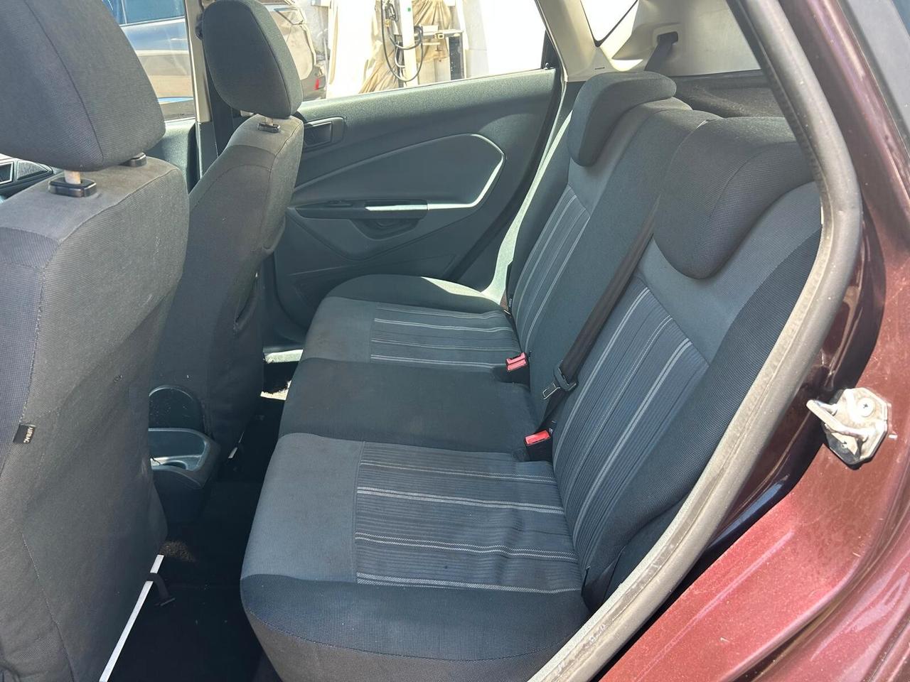 Ford Fiesta 1.4 diesel(PRIVATO)-2009
