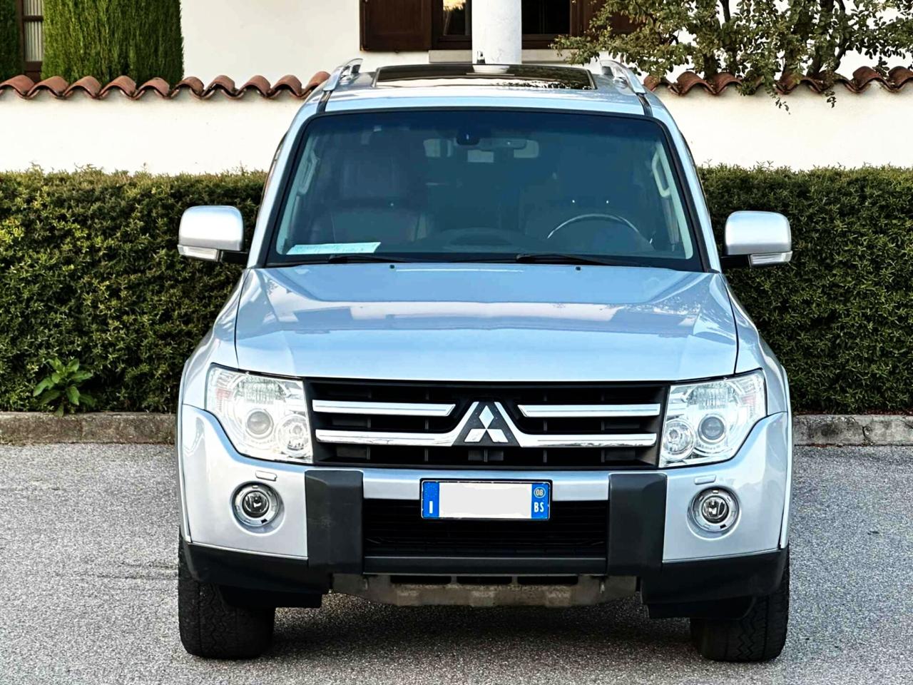 Mitsubishi Pajero 3.2d-7Posti-Autocarro-Navi,Pelle,Tetto