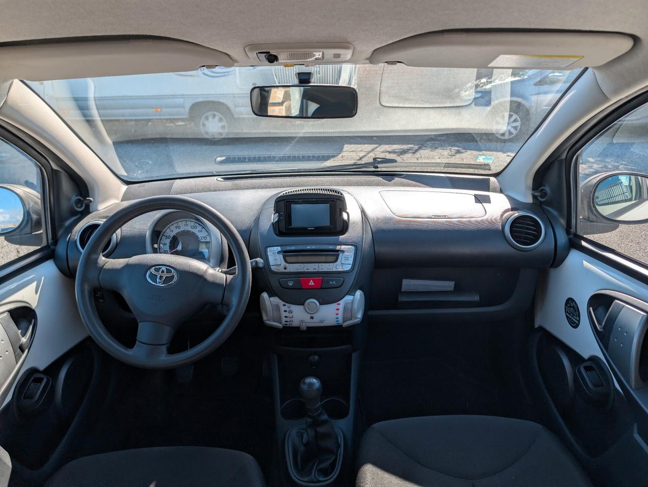Toyota Aygo 1.0 12V VVT-i 5 porte Connect