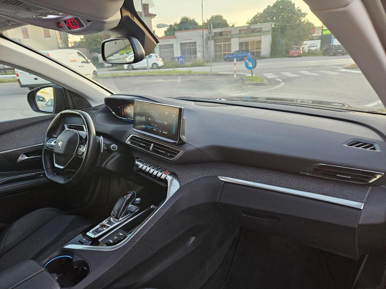 Peugeot 3008 BlueHDi 130 S&S EAT8 Allure Pack