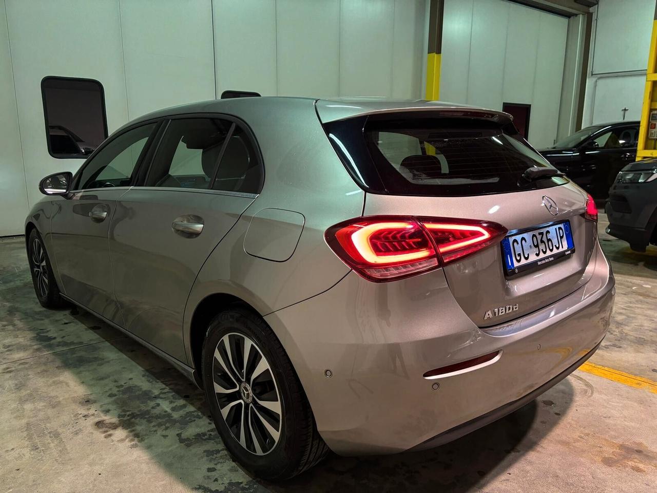 Mercedes-benz A 180 d Automatic Business Extra