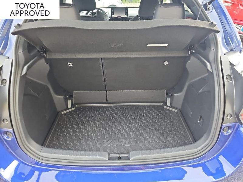 Toyota Yaris 1.5 HYBRID LOUNGE