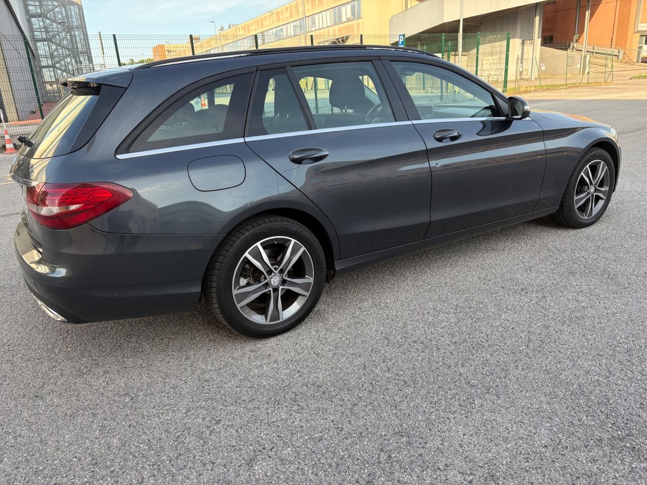 Mercedes-benz C 180 d S.W. Executive anno 2015