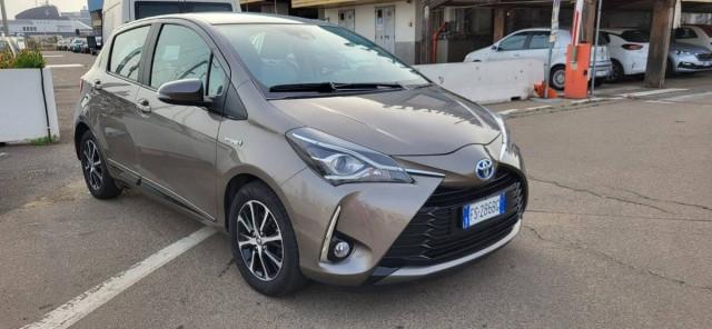 Toyota Yaris 1.5h Trend Grey Edition my18