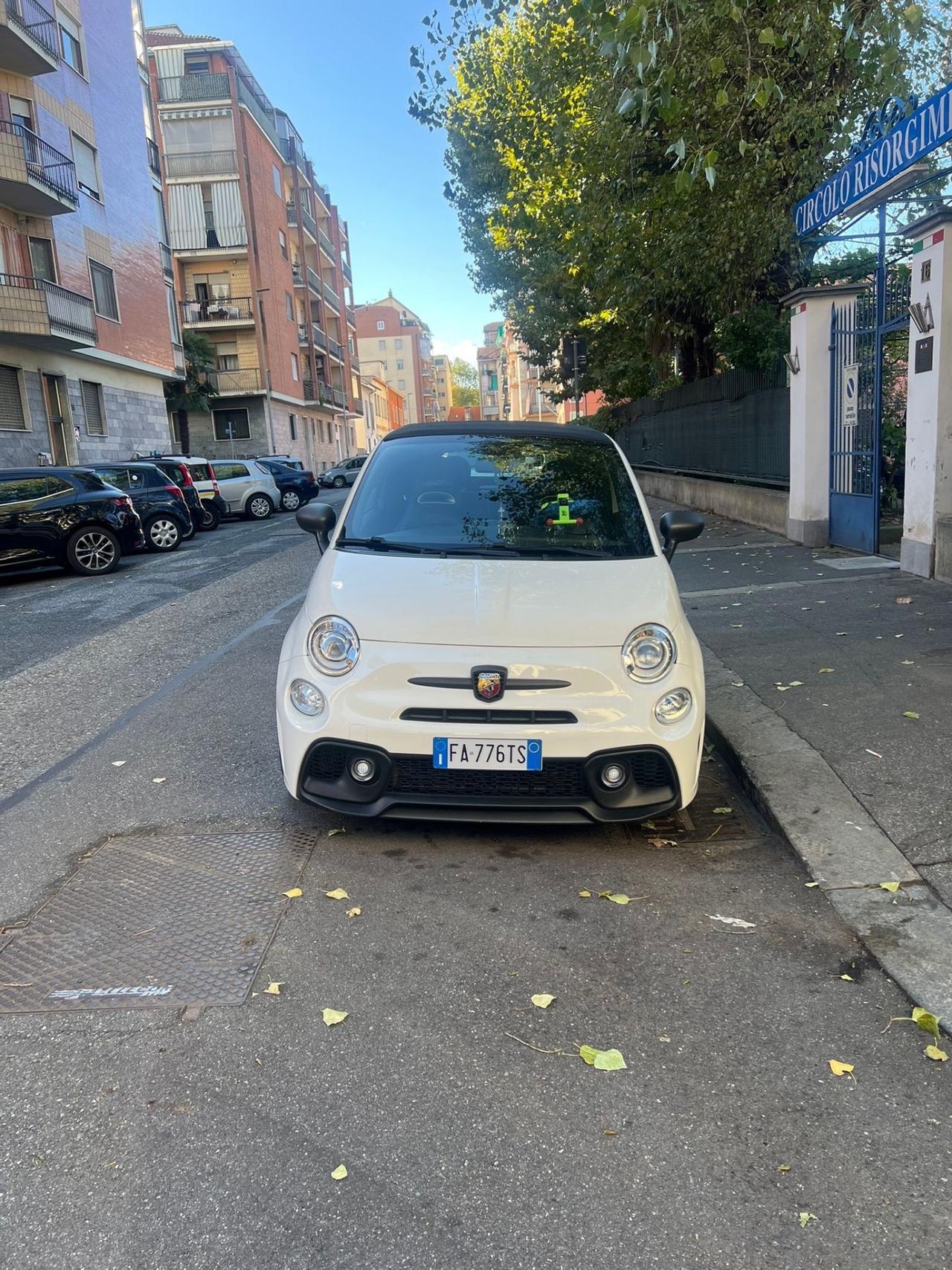 Abarth 595 C 1.4 Turbo T-Jet 140 CV MTA