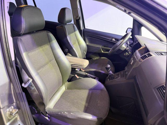 OPEL Zafira 1.8 16V VVT Cosmo