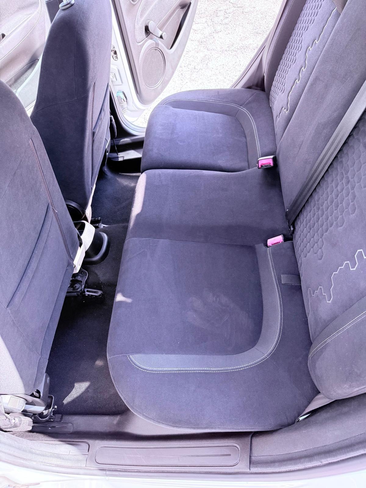 Fiat Punto 1.3 MJT II 75 CV 5 porte Ok neopatentati