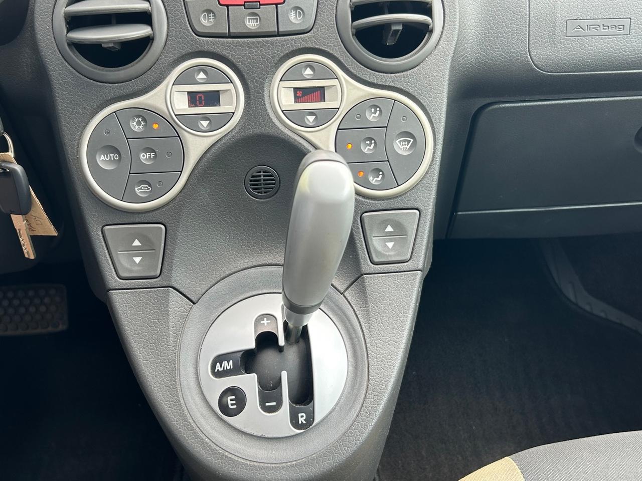 Fiat Panda 1.2 Dualogic CAMBIO AUTOMATICO