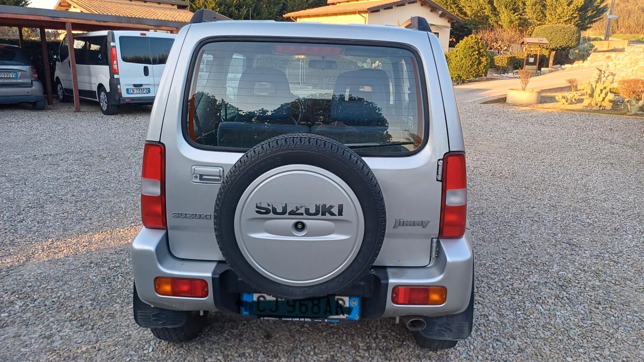 Suzuki Jimny 1.3i 16V cat 4WD JLX Special