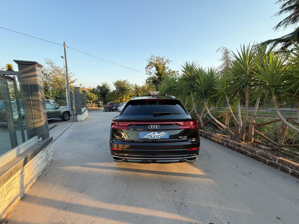 AUDI - Q8 - 50 TDI 286 CV quattro tiptronic Sport