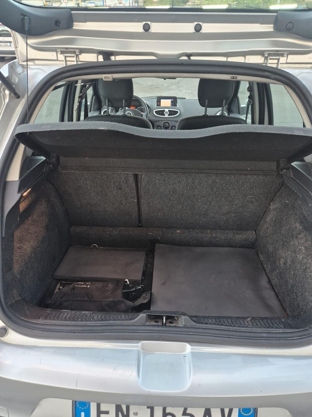 Renault Clio 1.2 69 cv GPL yahoo