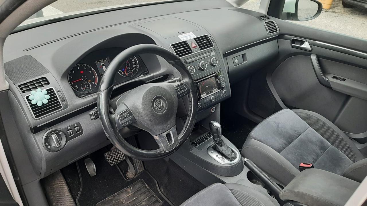 Volkswagen Touran 1.4 TSI Highline EcoFuel