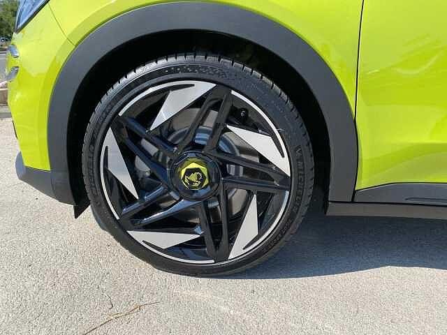Abarth 600e Scorpionissima