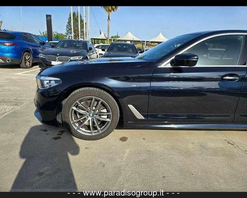 BMW Serie 5 G30 2017 Berlina 520d xdrive Msport auto