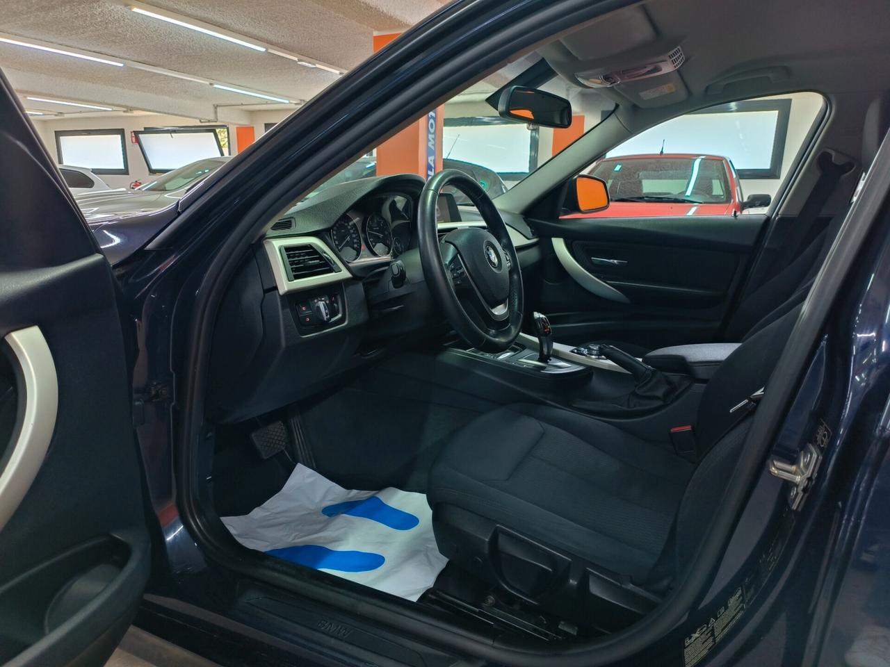 Bmw serie 3 - 320d xDrive Touring Aut.