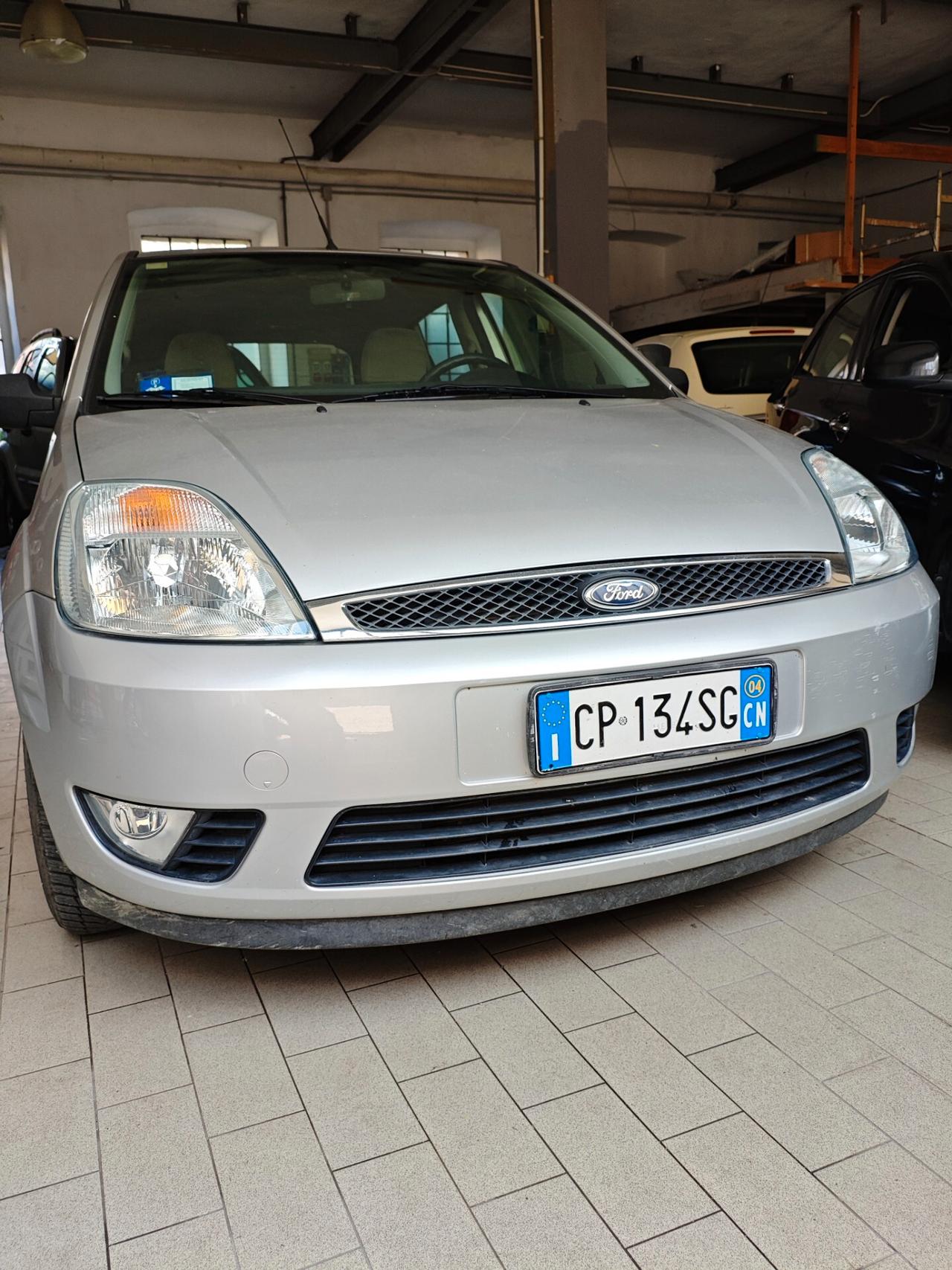 Ford Fiesta 1.4 TDCi 5p. Ghia