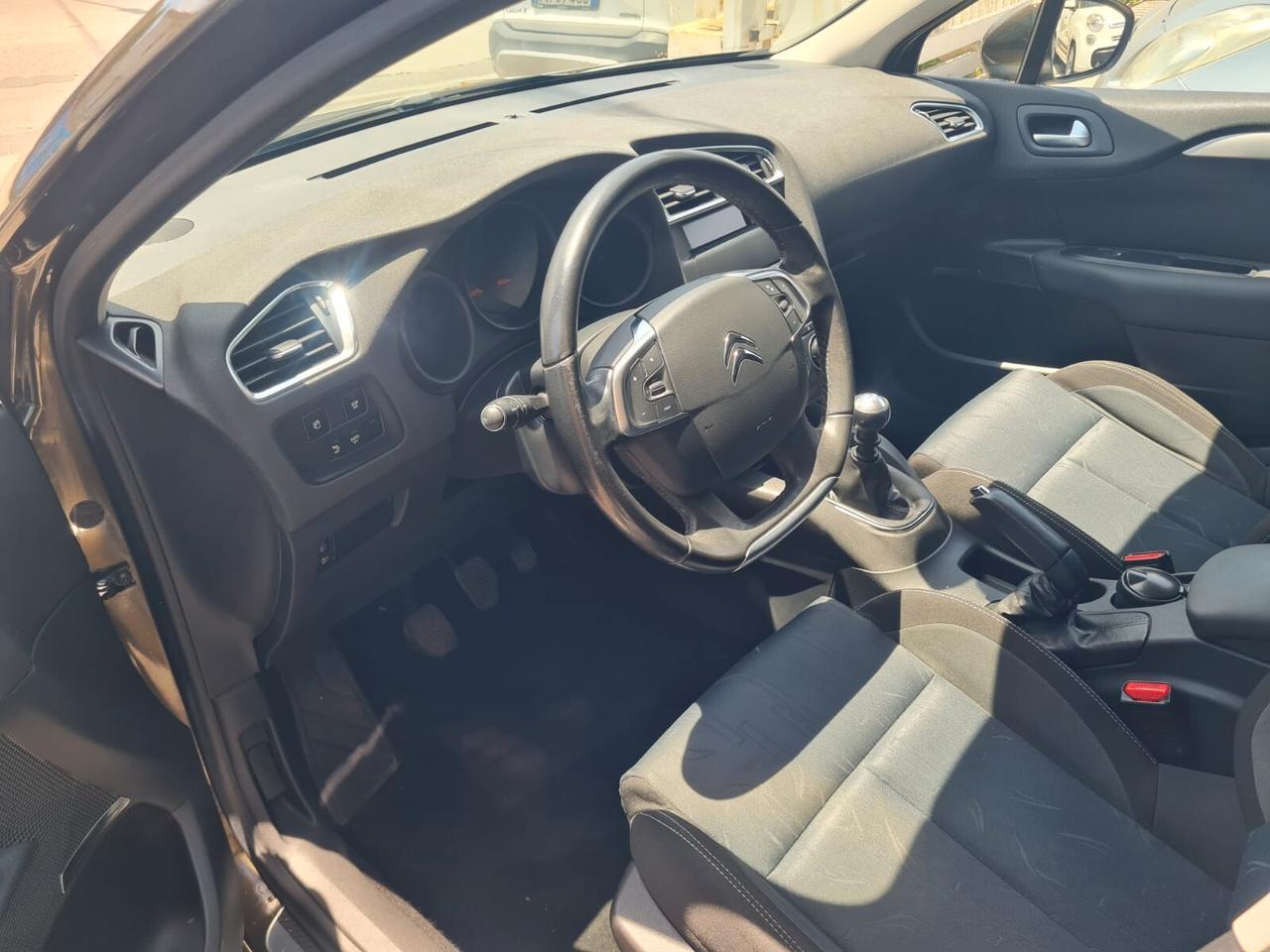 Citroen C4 1.6 e-HDi 115 airdream Seduction