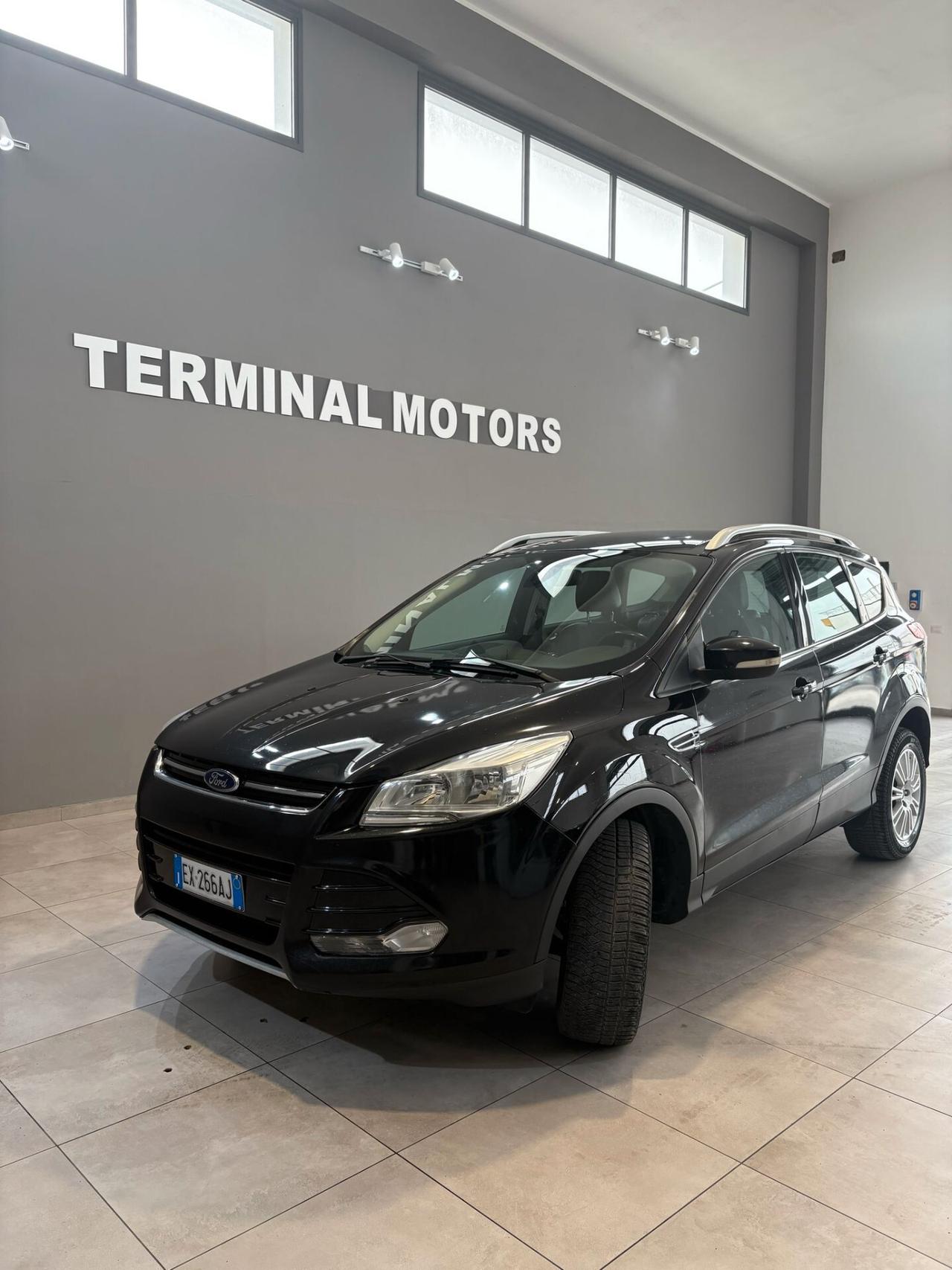 Ford Kuga 2.0 TDCI 140 CV 4WD Business