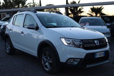 DACIA SANDERO STEPWAY 90CV GPL/BENZ.