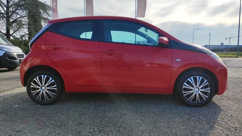 Toyota Aygo Aygo 1.0 VVT-i 69 CV 5 porte x-play